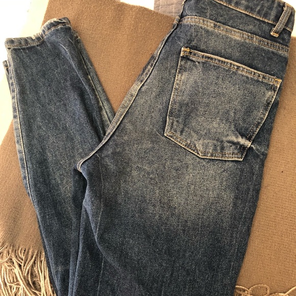 Boohoo distressed jeans - Picture 2 of 3